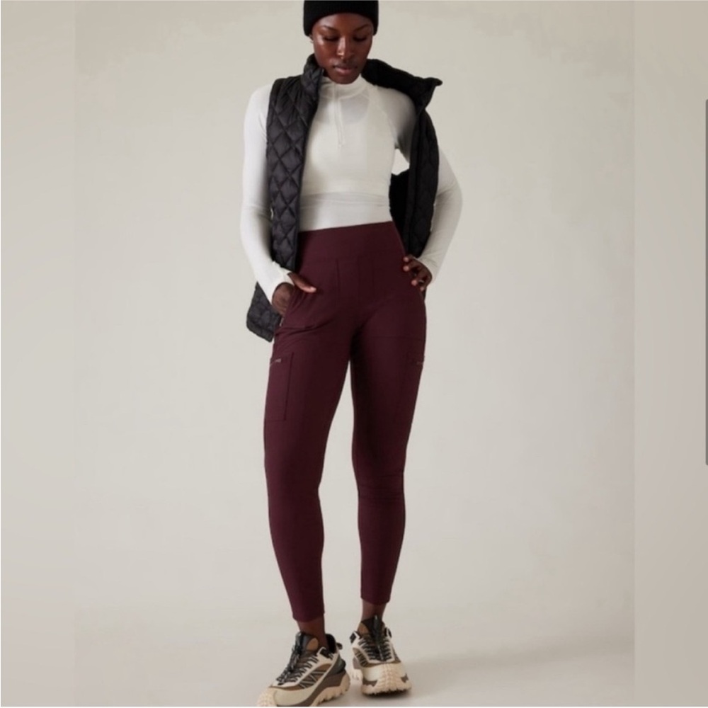 Athleta Headlands Hybrid Cargo Tight in Spiced Cabernet.
